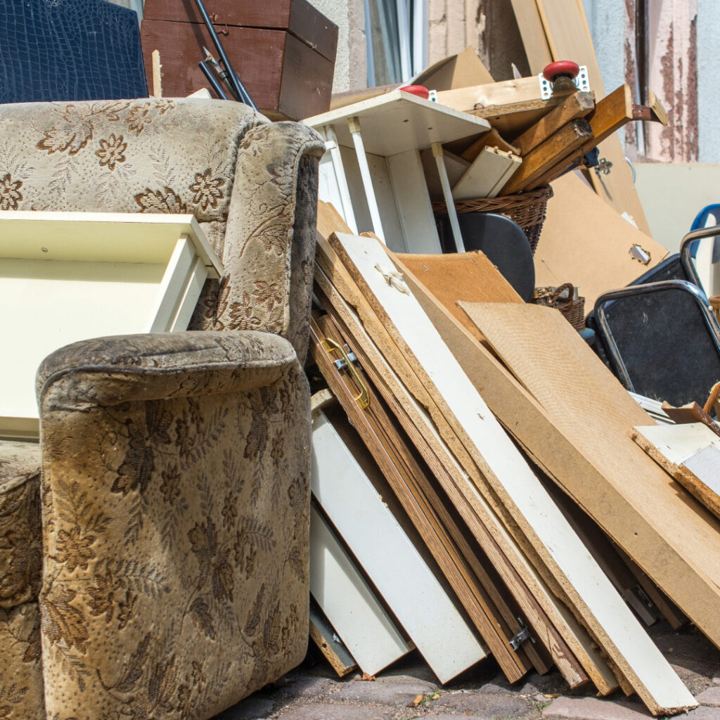 house clearance in Maulden front gate